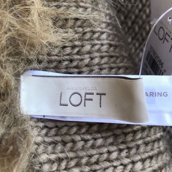Loft Faux Fur Collar / Scarf - Picture 5 of 8